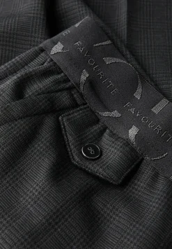 Geruite chino met band in de taille