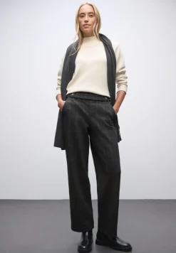 Geruite straight legs broek