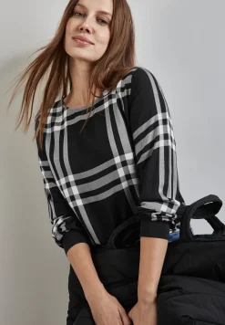 Geruite blouse