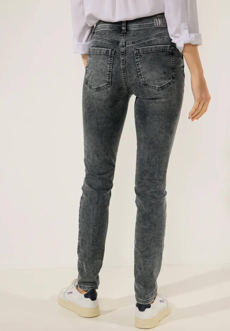 Grijze slim fit jeans