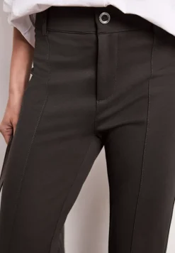High Waist bootcut broek in een skinny Fit
