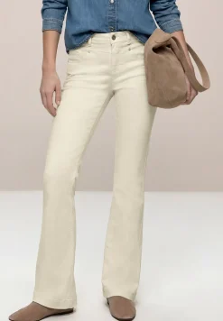 High Waist Bootcut jeans in Slim Fit