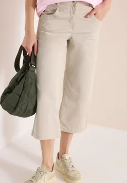 High Waist broek met uitlopende pijpen in Loose Fit