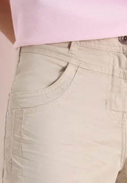 High Waist broek met uitlopende pijpen in Loose Fit