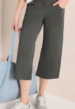 High Waist broek met uitlopende pijpen in Loose Fit