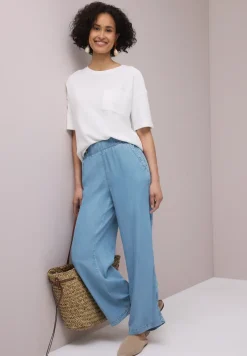 High Waist broek met Wide Legs en knoopdetails