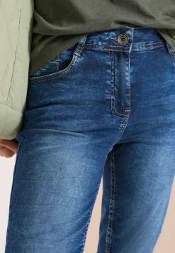 High Waist denim shorts met slanke pijpen in Slim Fit