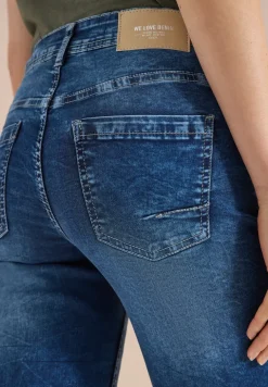 High Waist denim shorts met slanke pijpen in Slim Fit