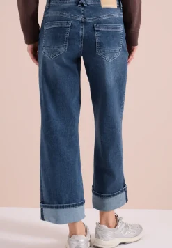 High Waist jeans met wijde pijpen in Slim Fit