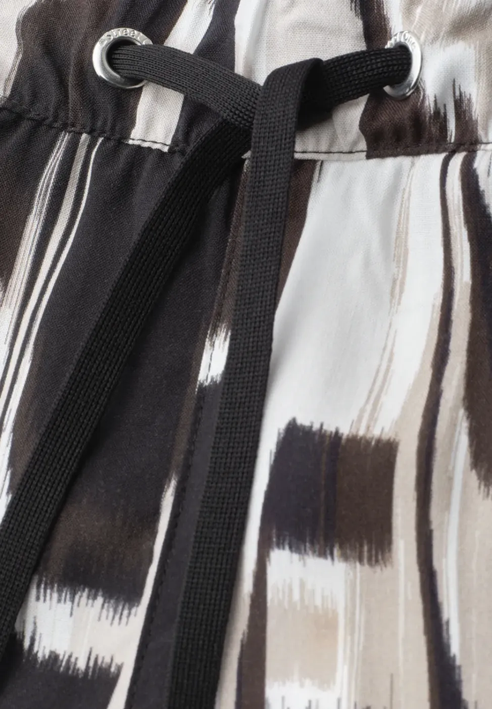 High Waist shorts met paperbag tailleband