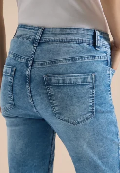 High Waist Slim Fit capri jeans