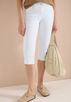 High Waist Slim Legs jeans in Slim Fit