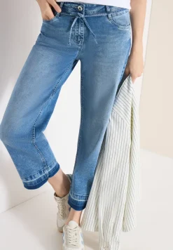 High Waist straight leg jeans met Loose Fit