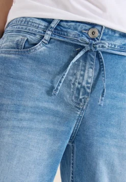 High Waist straight leg jeans met Loose Fit