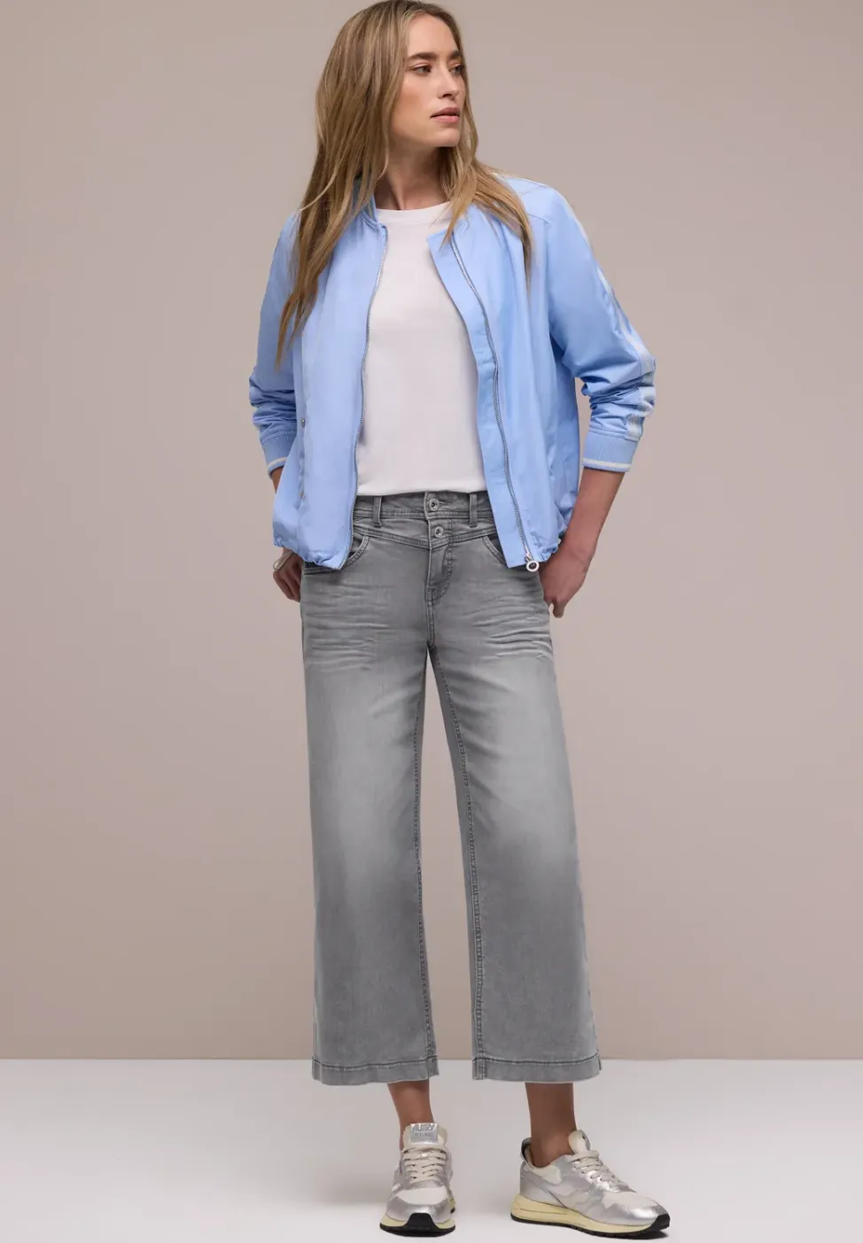 High Waist Wide Legs jeans in Loose Fit