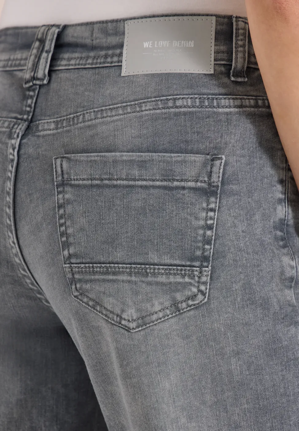 High Waist Wide Legs jeans in Loose Fit