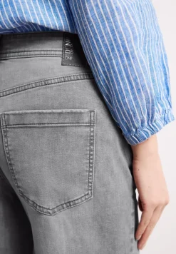 High Waist Wide Legs jeans in Loose Fit