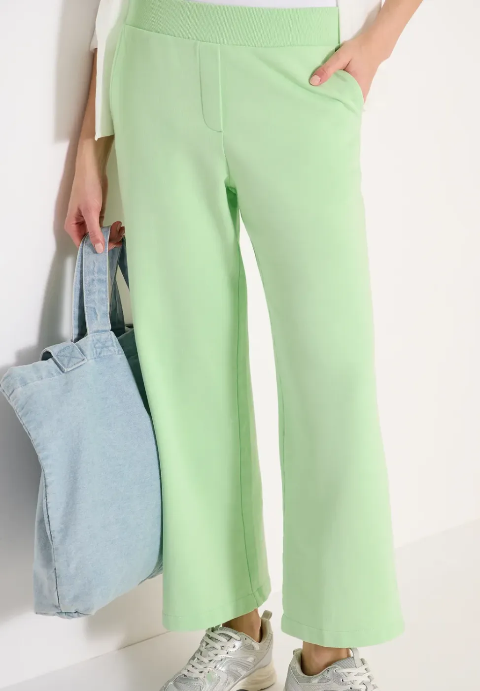 High Waist broek met wijde pijpen in Loose Fit