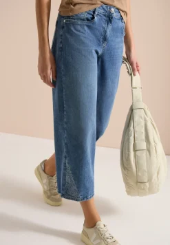 High Waist jeans met Wide Legs en borduursel