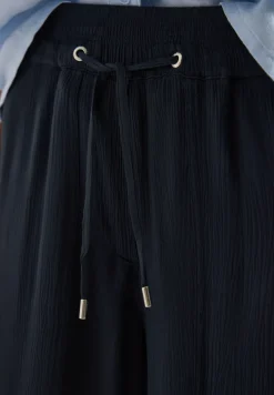 High Waist shorts met Wide Legs en structuur