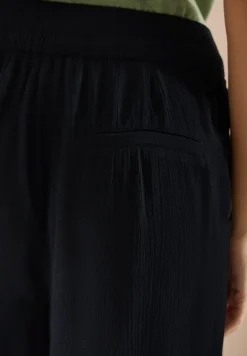 High Waist shorts met Wide Legs en structuur