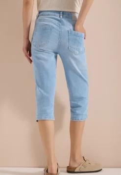 High Waist Slim Legs jeans in Slim Fit