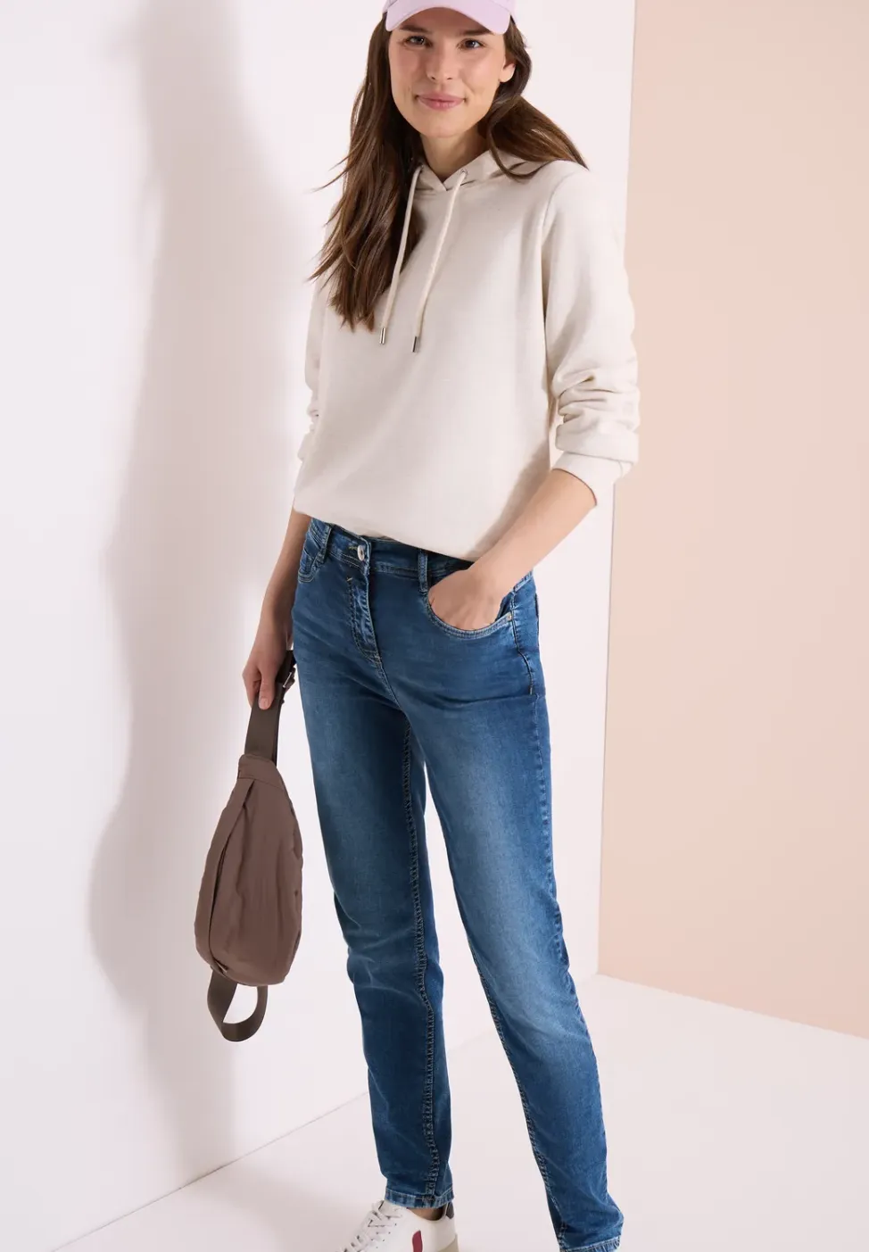High Waist Slim Legs jeans in Slim Fit