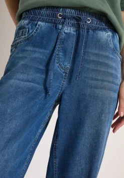 High Waist Wide Legs jeans in Loose Fit