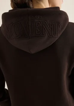 Hoodie met borduursel