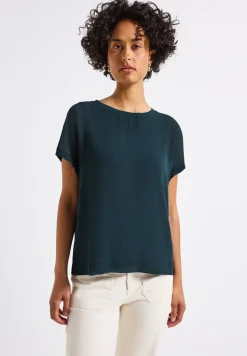 2-in-1 chiffon shirt