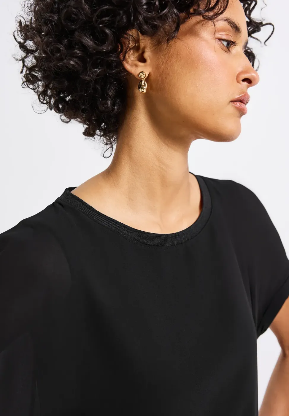 2-in-1 chiffon shirt
