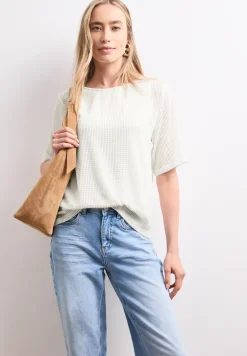 2-in-1 shirt van mesh met boothals