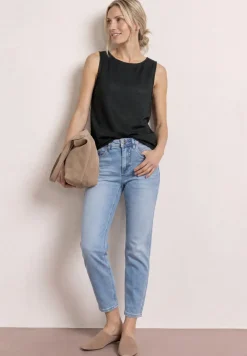 2-in-1 top van mesh met boothals