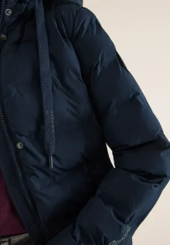 Jas met naadloos quiltwerk