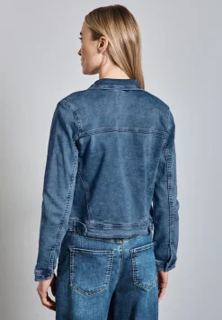 Jasje in jeanslook