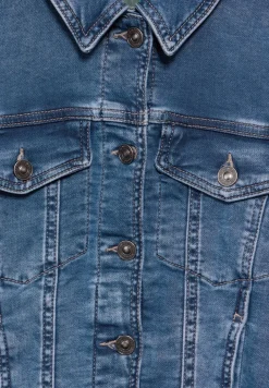 Jasje in jeanslook