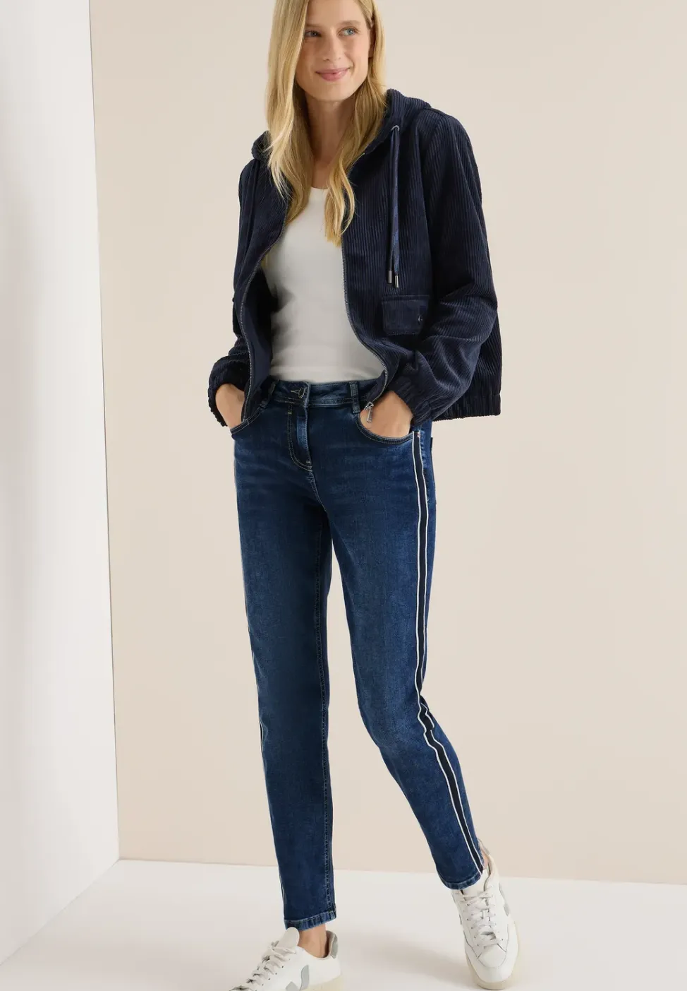 Jeans met gallonstrepen