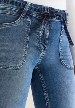 Jeans met smalle pijpen