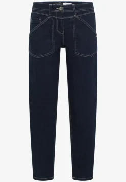 Jeans met taps toelopende pijpen