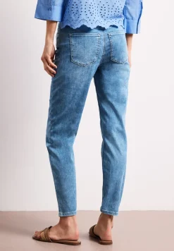 Jeans met taps toelopende pijpen in een Loose Fit