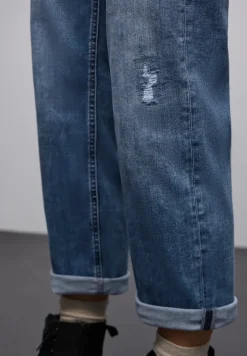 Jeans met verwoeste look