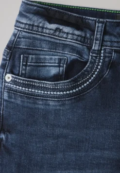 Jeans met wijde pijpen en borduursel