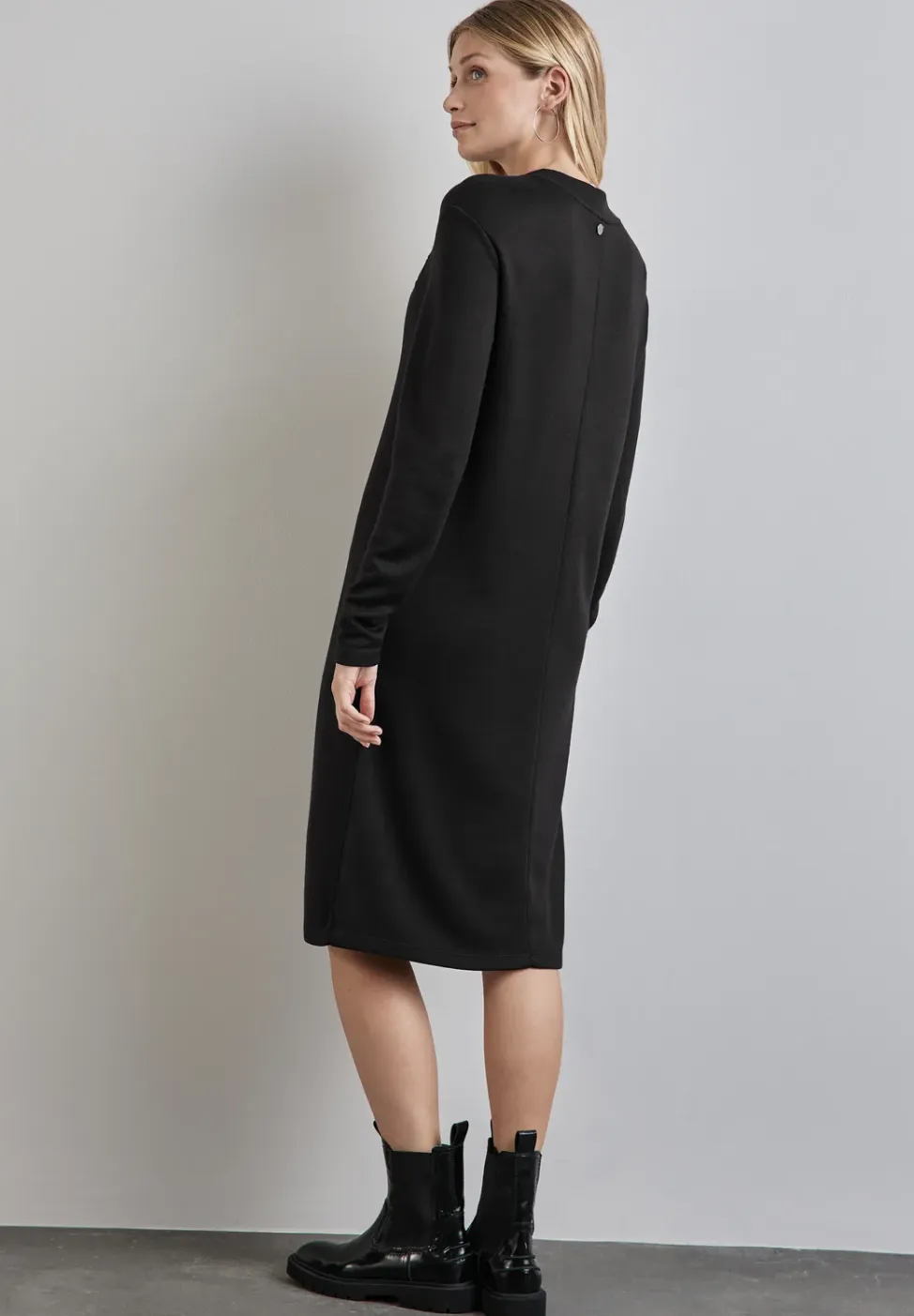 Jurk met knoopdetail