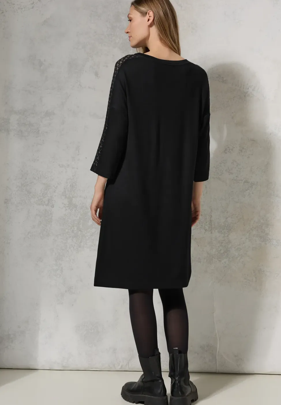 Jurk met mesh details