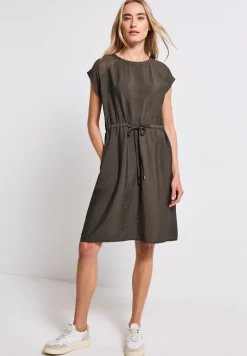 Jurk met mesh details