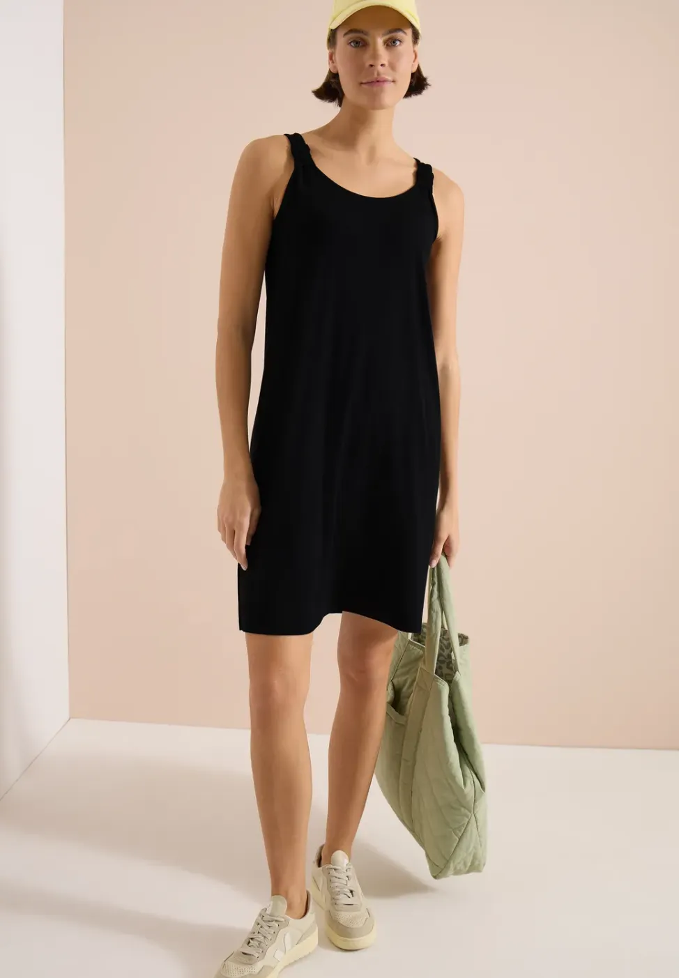 Knielange jurk met knoopdetail