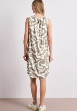 Knielange jurk met ronde hals en print