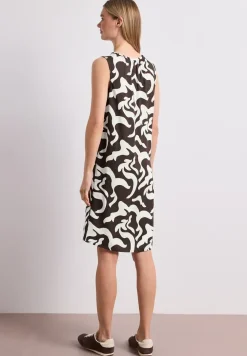 Knielange jurk met ronde hals en print