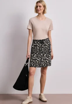 Knielange rok met elastische tailleband en print