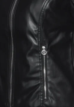 Kort jack in lederlook